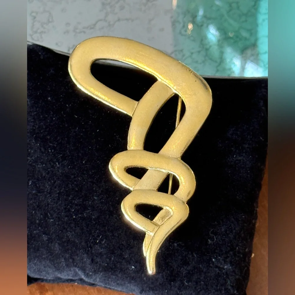 80s Gold Metal Abstract Brooch